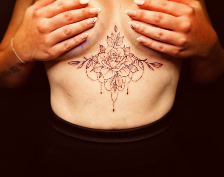 Underboob